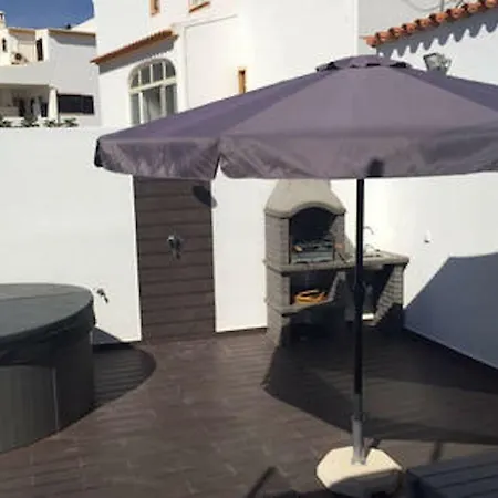 Holiday home Casa 3 Suites, Jacuzzi,albufeira
